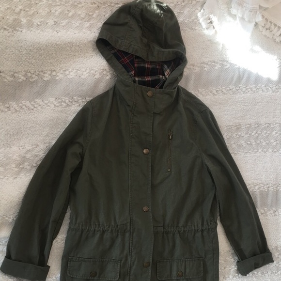 Blue Pepper Green Jacket - Picture 2 of 3